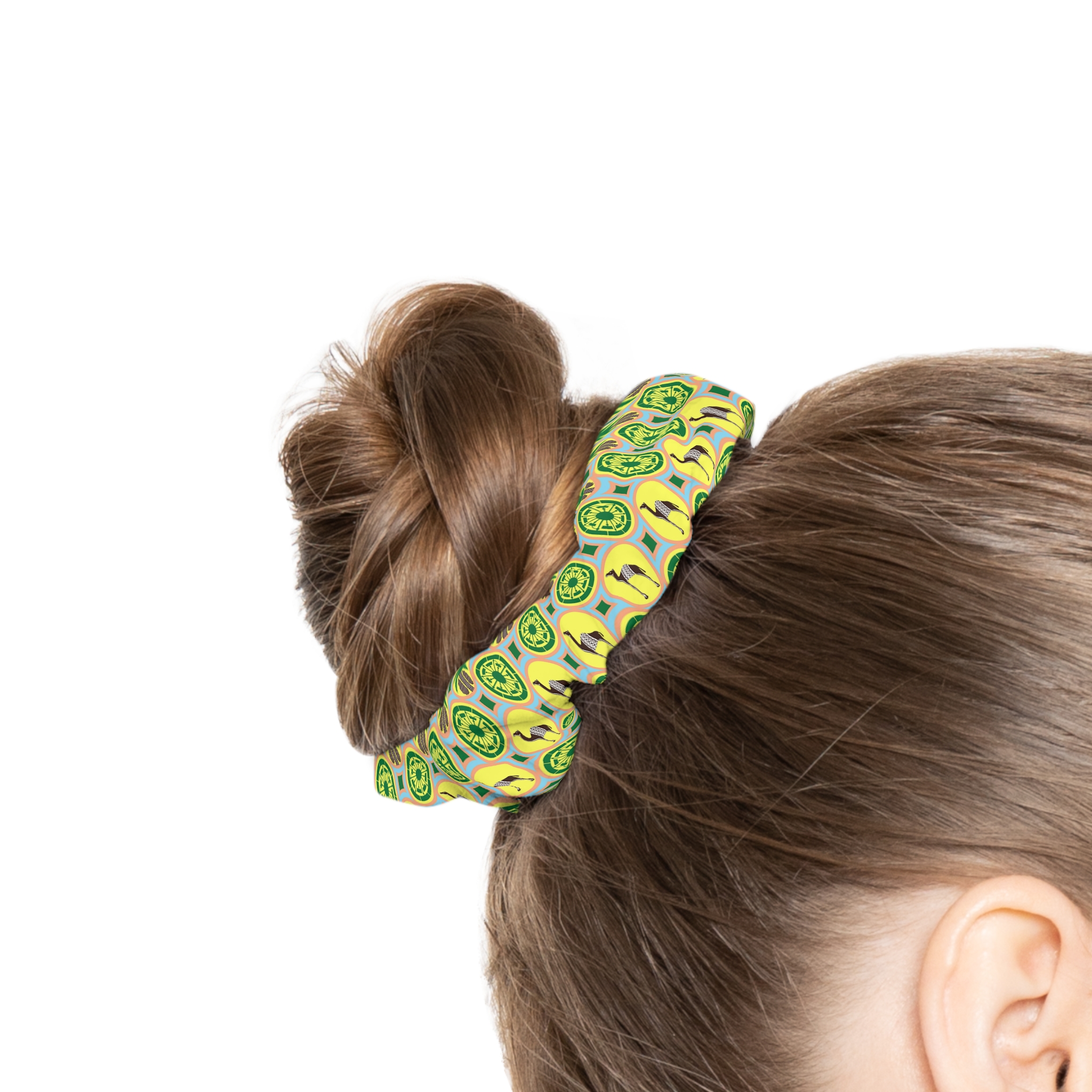 Classic Tent Print Scrunchie — Tropical Green Fruit Hair Accessory – Bild 4